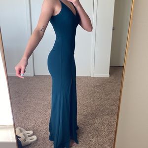 LULUS GOWN